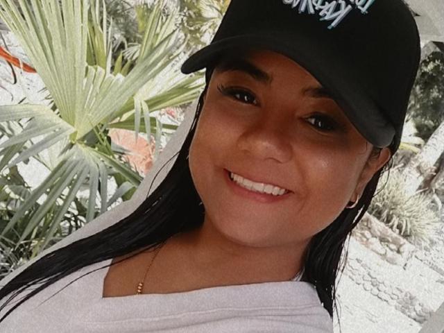 ValerieBlake - Live Sex Cam - 13799056