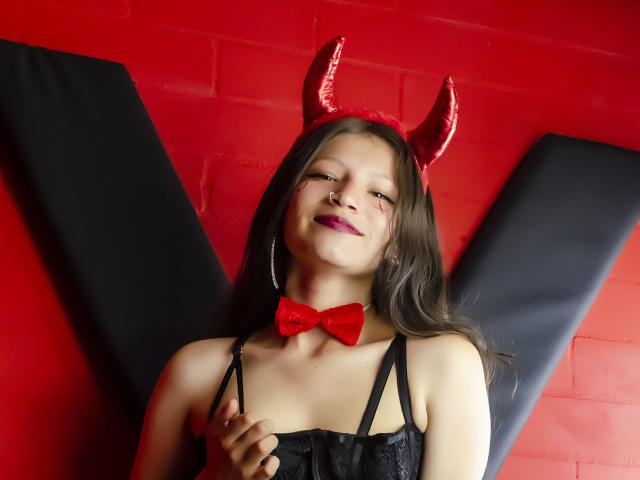MiluStarr - Live sexe cam - 13817496