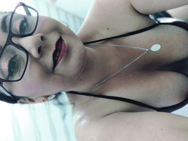 Zaria69 - Live Sex Cam - 13824144