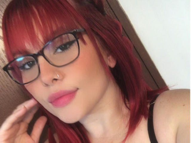 AlysScot - сексуальная веб-камера в реальном времени - 13827032