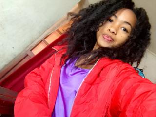 Mimitsoa69 - Sexe cam en vivo - 13832868