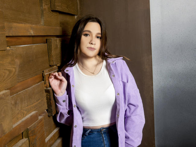 JullianaLivi - Live porn &amp; sex cam - 13836180