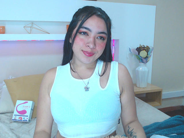 MiaCharlotte - Sexe cam en vivo - 13836528