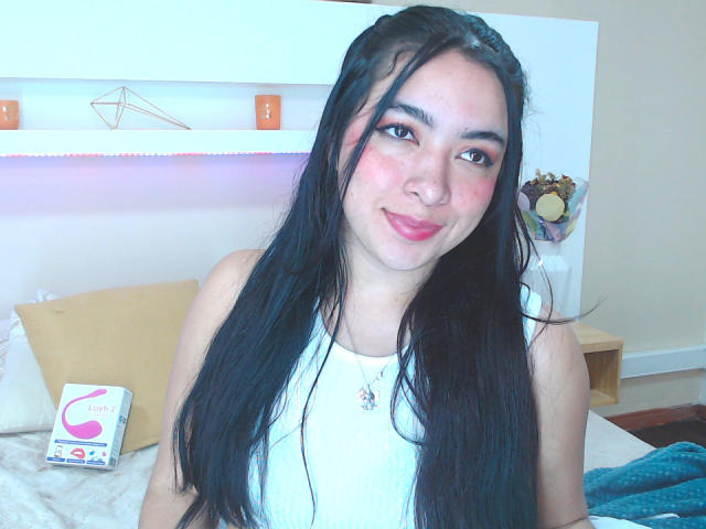 MiaCharlotte - Sexe cam en vivo - 13836560