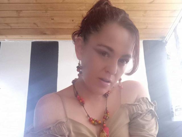 AmandaHolt - Live Sex Cam - 13866180