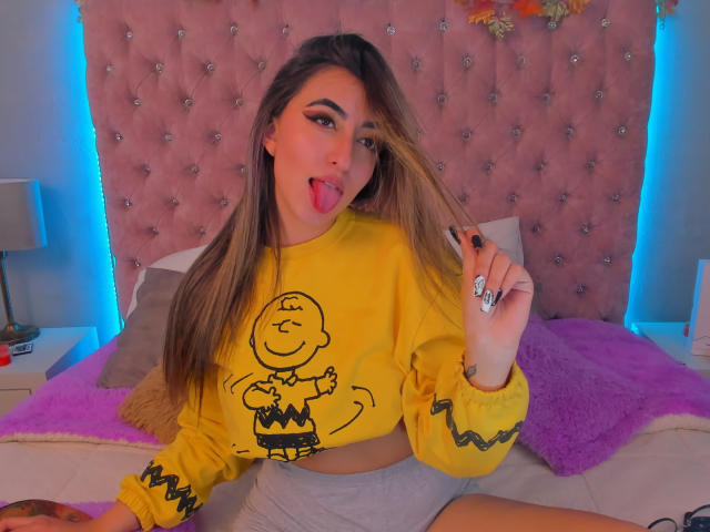 SabrinaMontana - Live porn &amp; sex cam - 13868480