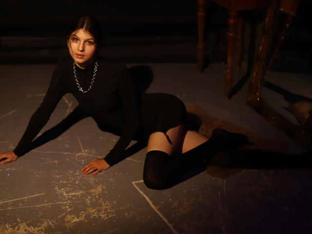 LiaWesley - Sexe cam en vivo - 13876056