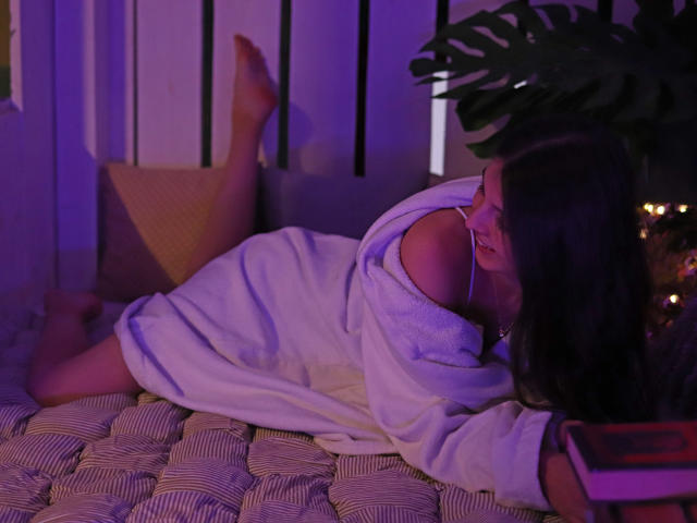 LiaWesley - сексуальная веб-камера в реальном времени - 13876424