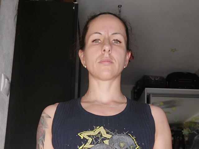 DorothyParcier - Live sexe cam - 13885676