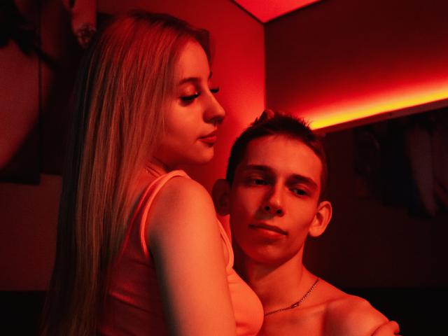 AnnAndrewCouple - Sexe cam en vivo - 13908088