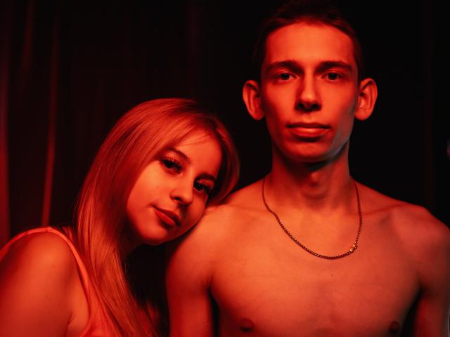 AnnAndrewCouple - Sexe cam en vivo - 13908092