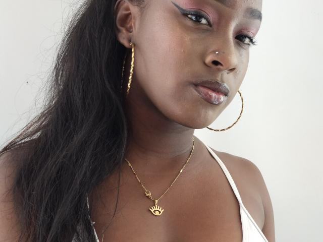 KendriaWilkine - сексуальная веб-камера в реальном времени - 13920508