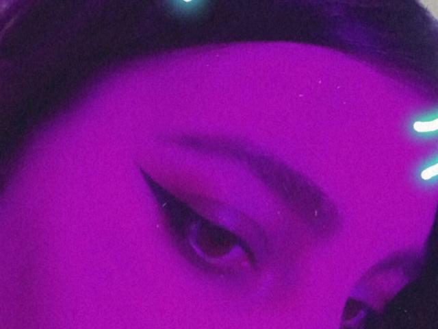 EvaGloss - Camera khiêu dâm &amp; quyến rũ trực tiếp - 13925020