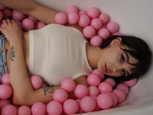 JuicyKhloe - Sexe cam en vivo - 13927120