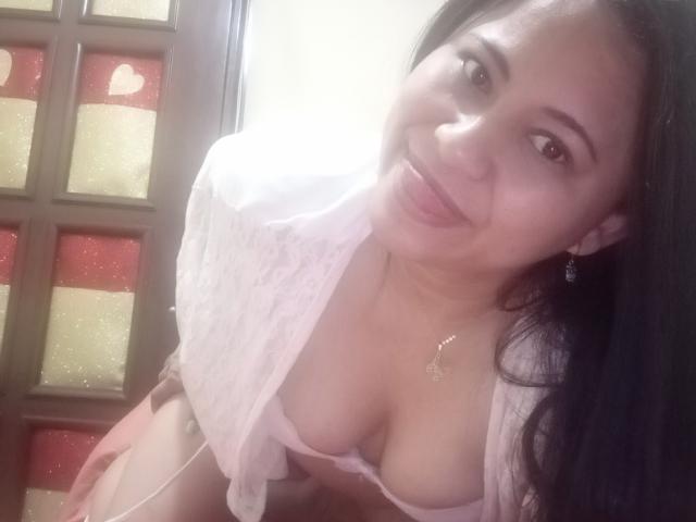 SalomeChaudeSexy - Live porn &amp; sex cam - 13928052