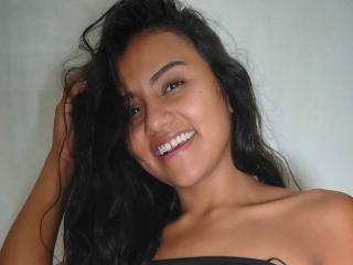 MckennaGraces - Live Sex Cam - 13936608