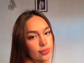 EmmaRouseX - Live sex cam - 13939328