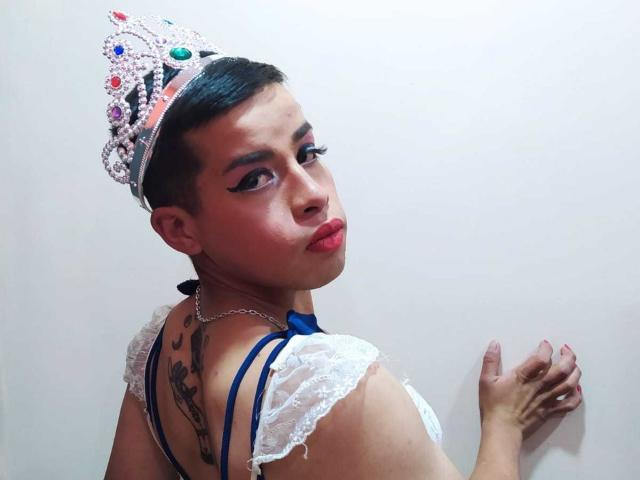 DonnaHarpperTs - Live porn &amp; sex cam - 13966012