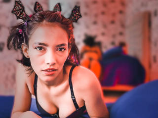 JonesPerla - сексуальная веб-камера в реальном времени - 13971728