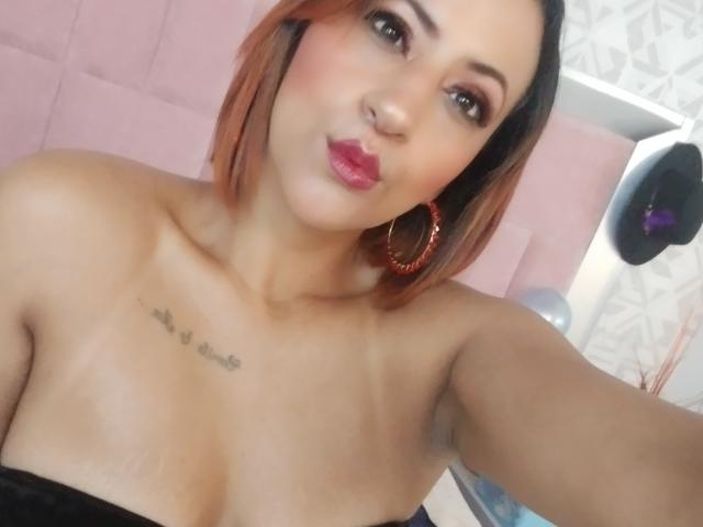 AlyssaSummers - Élő pornó és szexkamera - 13974896