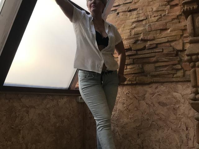 MatureNelly - сексуальная веб-камера в реальном времени - 13978860