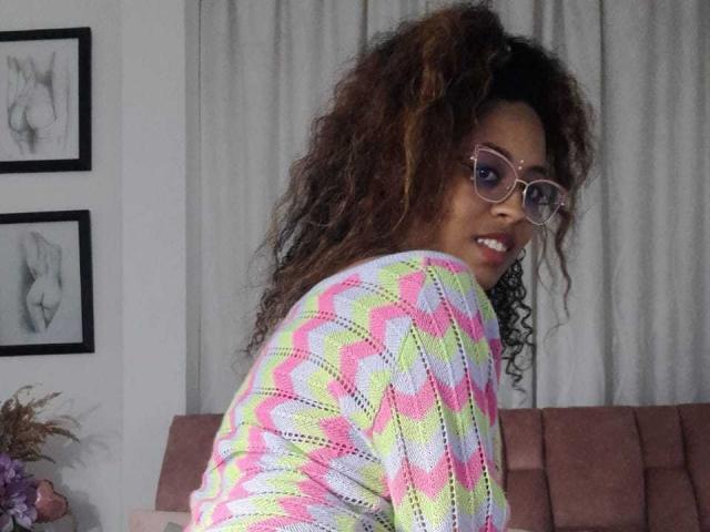 VioletaSteel - сексуальная веб-камера в реальном времени - 13980276