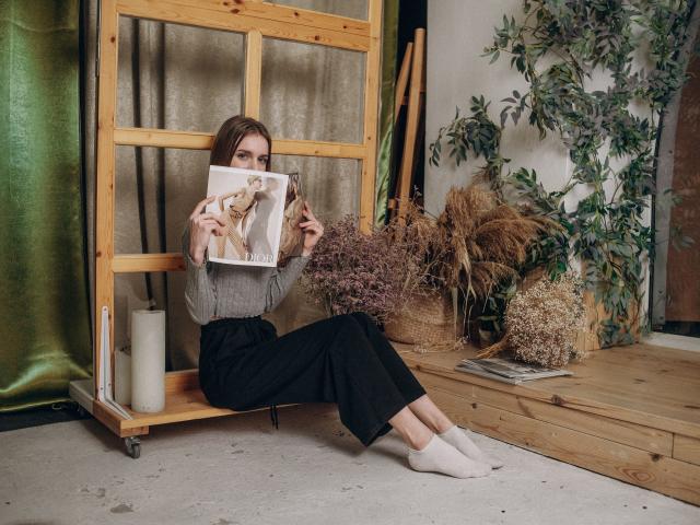 LamaKare - Élő pornó és szexkamera - 13989516