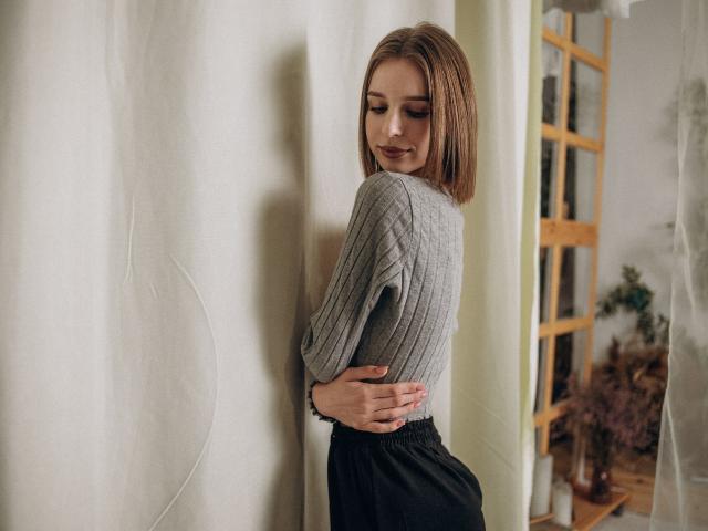 LamaKare - Élő pornó és szexkamera - 13989528