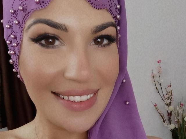 RanyaYazim - Live Sex Cam - 13991432