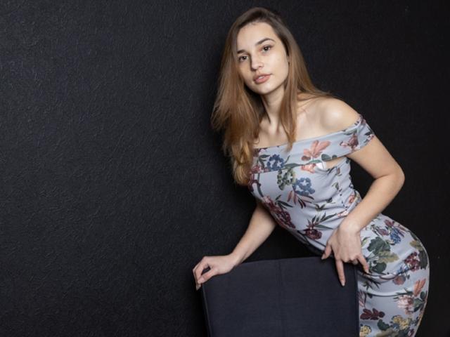 ElizaSaner - Live porn &amp; sex cam - 14011036