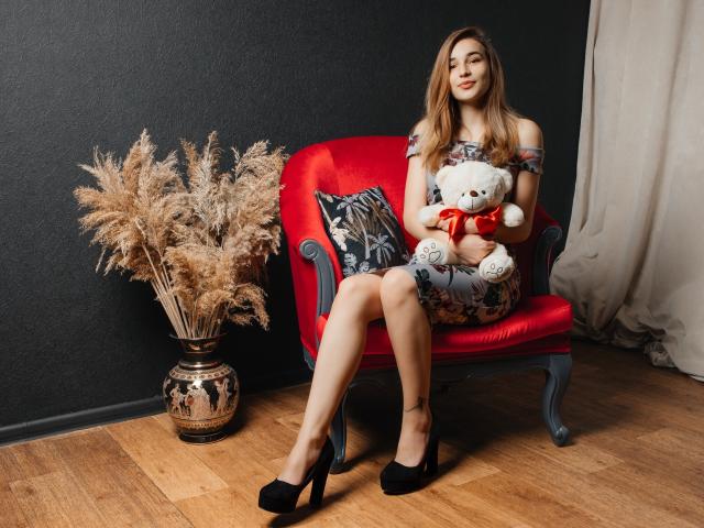 ElizaSaner - Live sex cam - 14011088