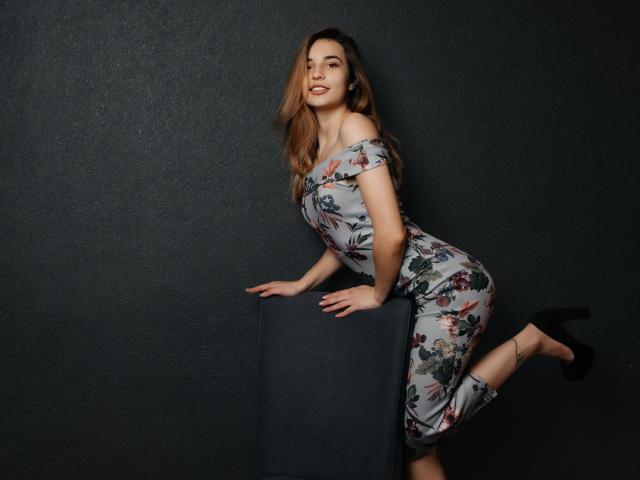 ElizaSaner - Élő pornó és szexkamera - 14011148