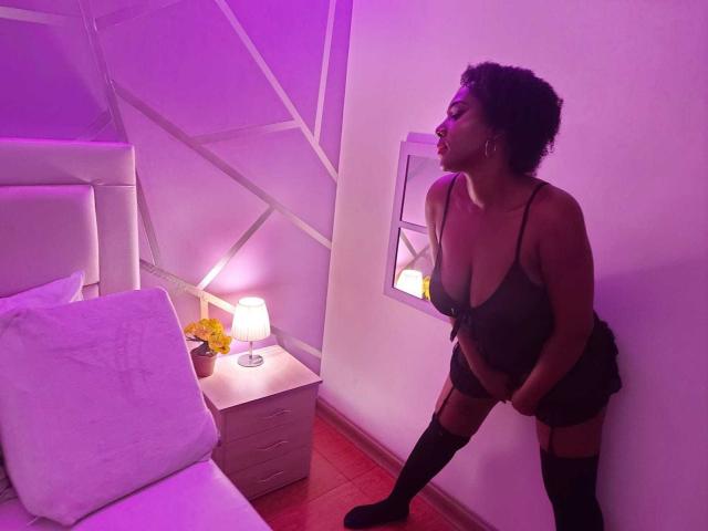 CorallHotty - Élő pornó és szexkamera - 14024068