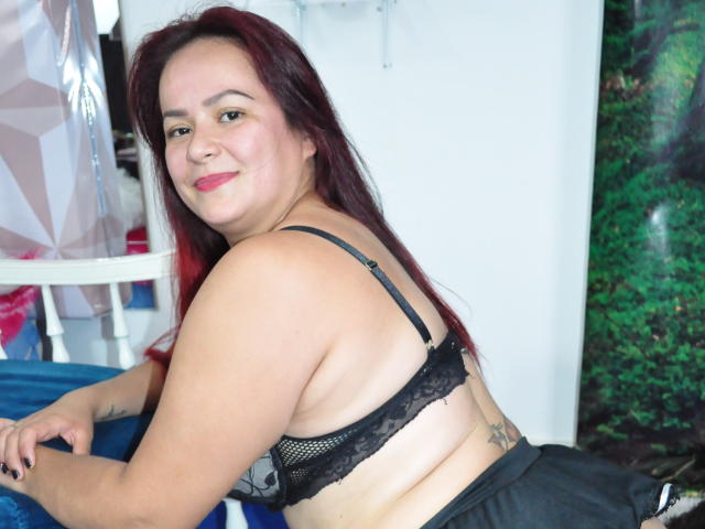 NailaHaydee - Live sexe cam - 14033112