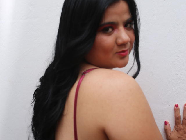 lailaSofia - Live sex cam - 14034216