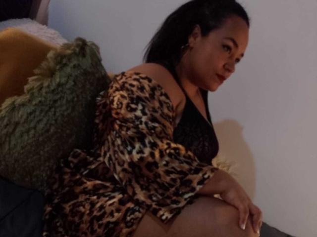 Gyselle69 - Sexe cam en vivo - 14045608