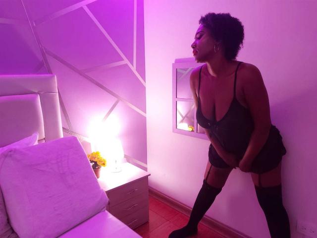 CorallHotty - Live sexe cam - 14049152