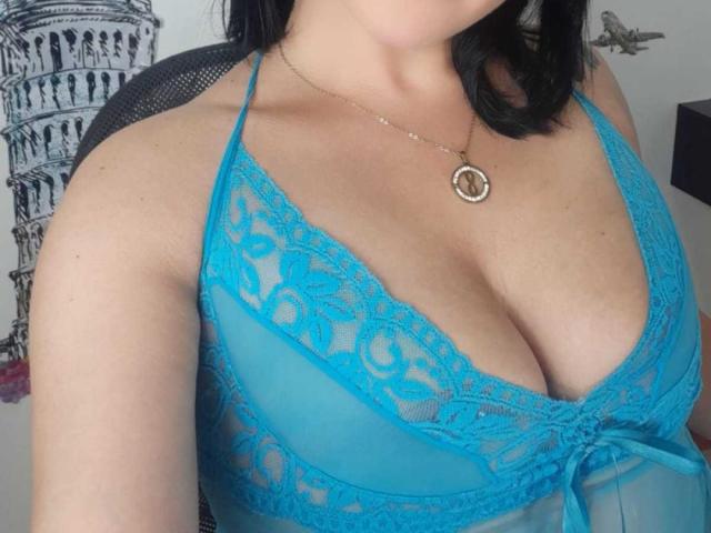 GiselleLacout - Sexe cam en vivo - 14061404