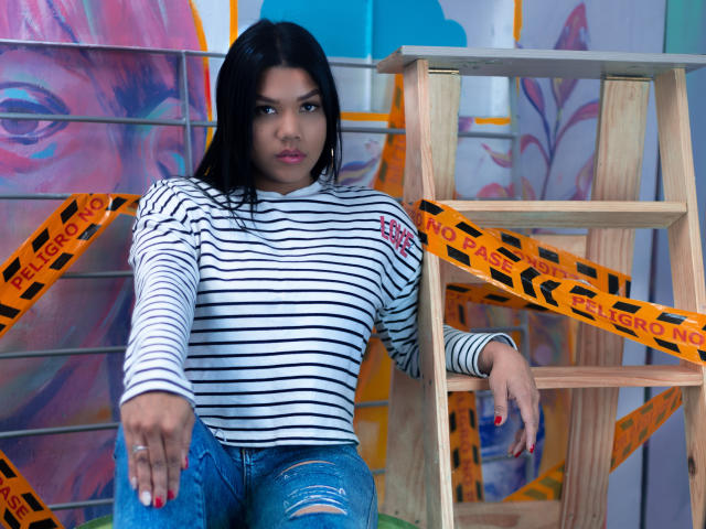 NickyBernad - Sexe cam en vivo - 14068236