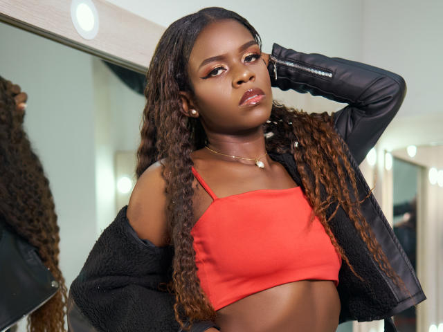 NaomyZanotti - Live porn &amp; sex cam - 14077732