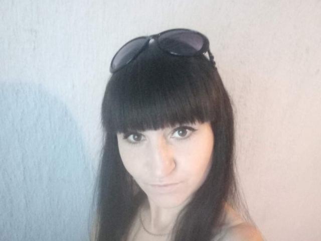 Kisia69 - Sexe cam en vivo - 14081068