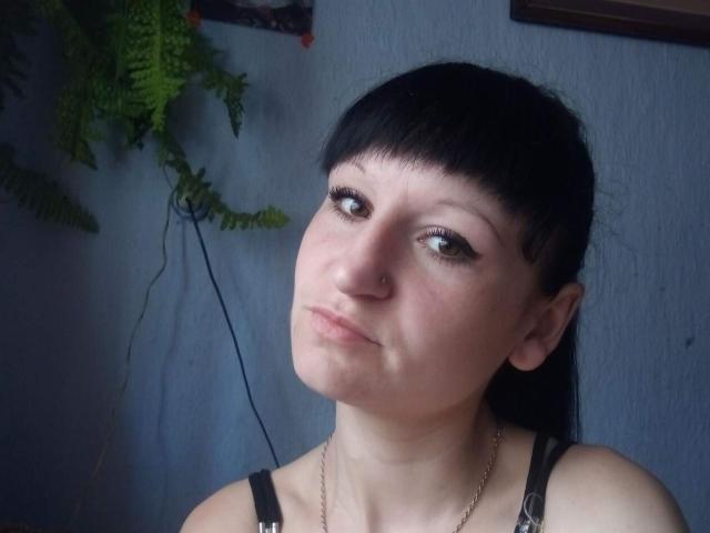 Kisia69 - сексуальная веб-камера в реальном времени - 14081076