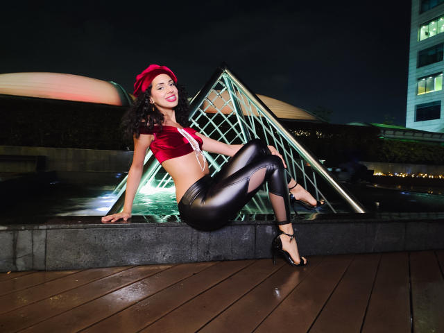 MoniqueCurlz - Live Sex Cam - 14081268