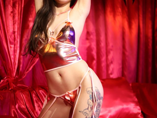 JulieHowe - Porno na żywo i seks kamera - 14096412