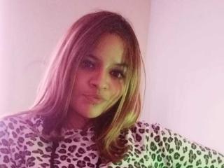 ElleRiver - Live porn &amp; sex cam - 14101920