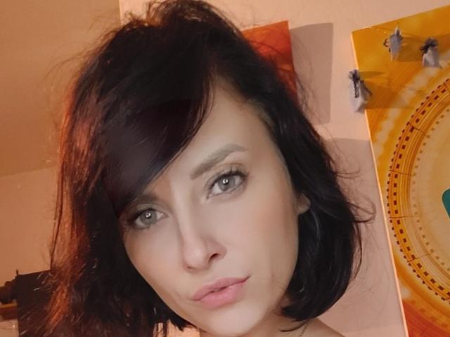 LolaDiamonde - Live sex cam - 14102740