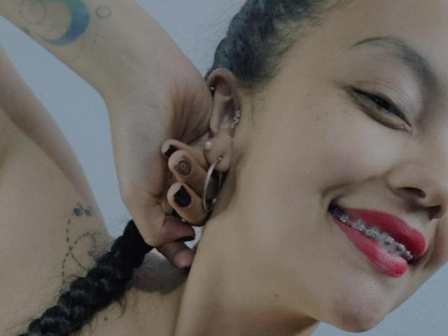 LuciBrown - Live sexe cam - 14102832