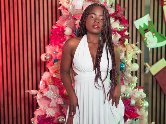 LindaBird - Élő pornó és szexkamera - 14115764