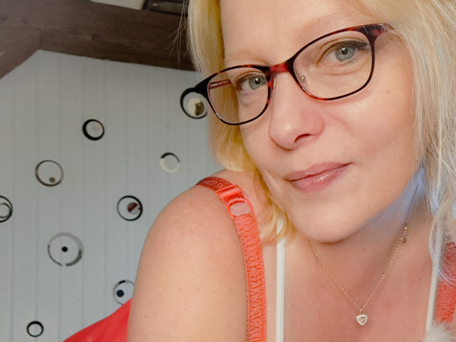 EleanaRose - Live porn &amp; sex cam - 14119504