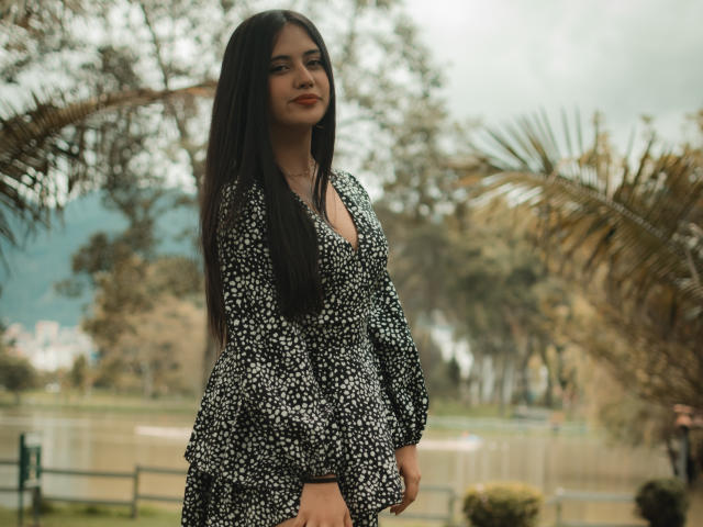 SophieI - Live sex cam - 14119800